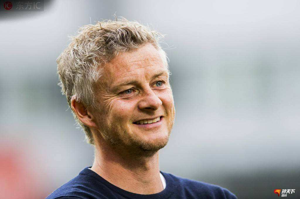 XINGKONG-包含阿扎伦卡遭遇三连败，法国队教练面临压力！的词条