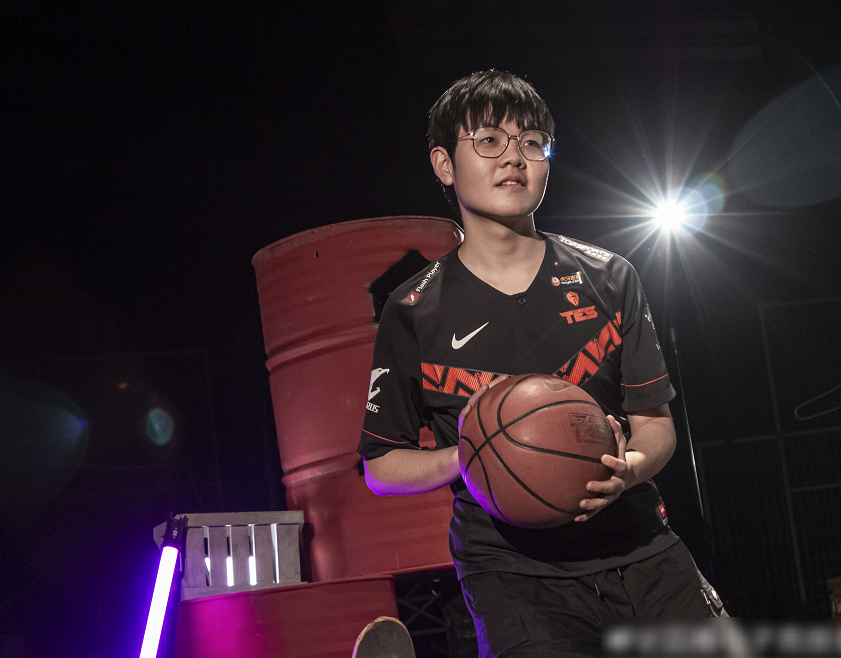 XINGKONG-关于Karsa新星赛事规则更新表现惊艳，RNG未来可期！的信息